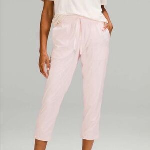 Lululemon Dance Studio Light Pink 25” Mid-Rise Pant Jogger Size 0💎EUC Retail $98
